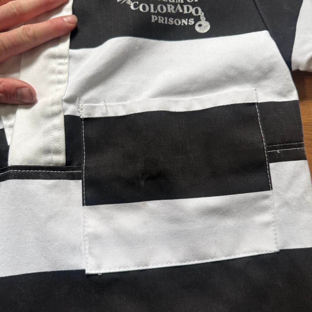 Vintage Museum of Colorado Prisons Striped Inmate Cell Shirt Uniform Sz Small - Picture 4 of 9